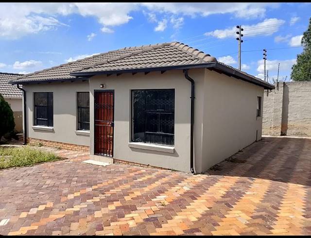 3 BEDROOM HOUSE FOR SALE IN KYA SANDS